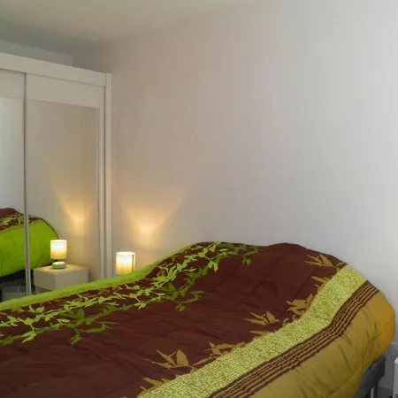 Sète, 3 Pièces, 4 Personnes - Fr-1-338-45 * Sète