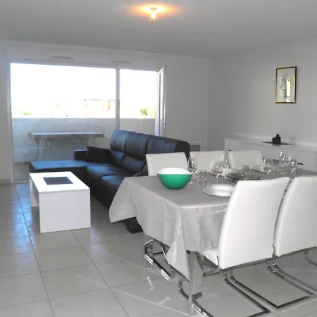 Sète, 3 Pièces, 4 Personnes - Fr-1-338-45 *