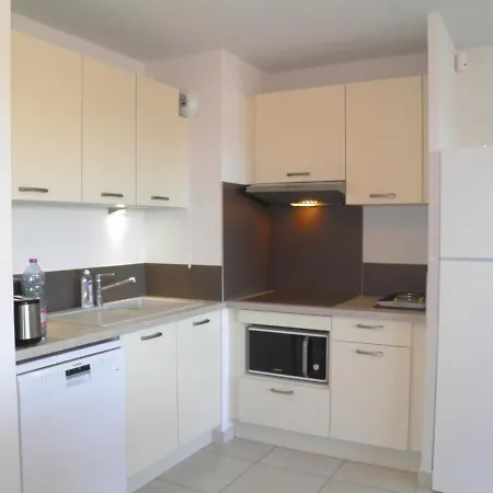 Appartamento Sète, 3 Pièces, 4 Personnes - Fr-1-338-45