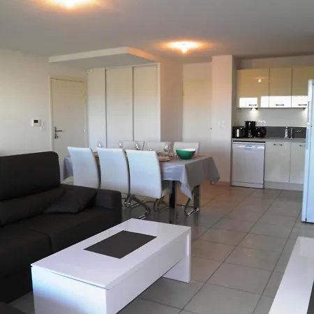 Sète, 3 Pièces, 4 Personnes - Fr-1-338-45 * Sète